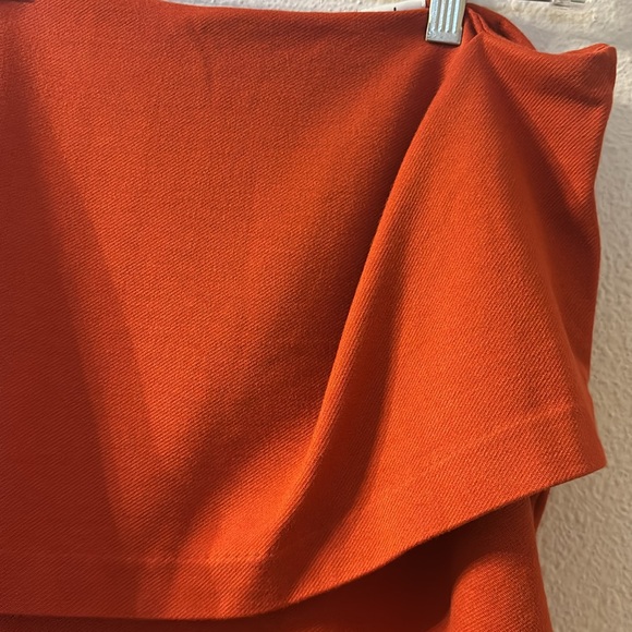 Cabi draped front skirt size 6 - Picture 2 of 6